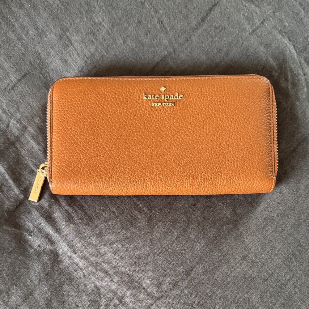 Kate Spade Tan Leather Zip Wallet